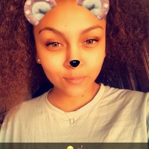 Meet your Posher, Faye